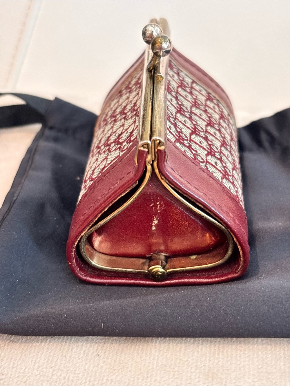 Christian Dior RARE Vintage 1970’s Oblique Monogram Kiss Lock Coin Poin Purse - Picture 6 of 16